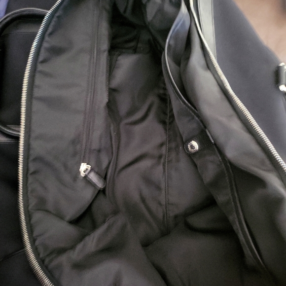 COACH WEEKENDER DUFFEL - Picture 8 of 8